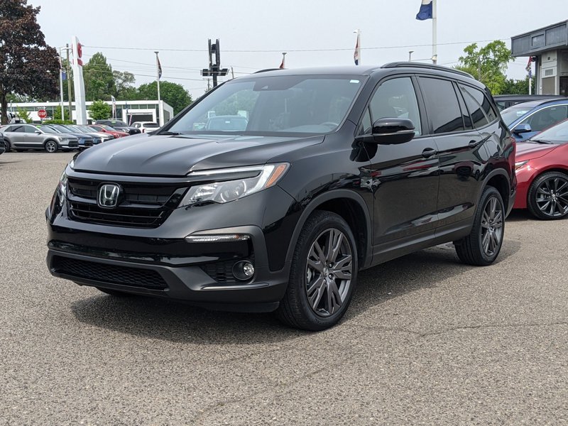 Certified 2022 Honda Pilot Sport image 1