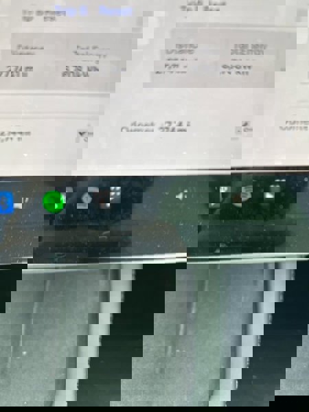 Used 2022 Tesla Model 3 Standard Range image 1
