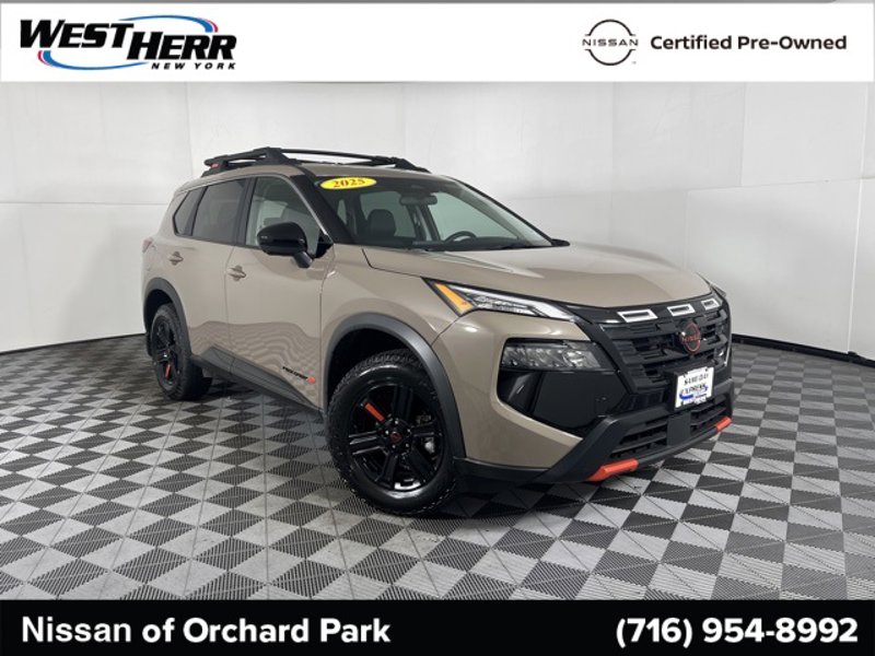 Certified 2025 Nissan Rogue SV image 1