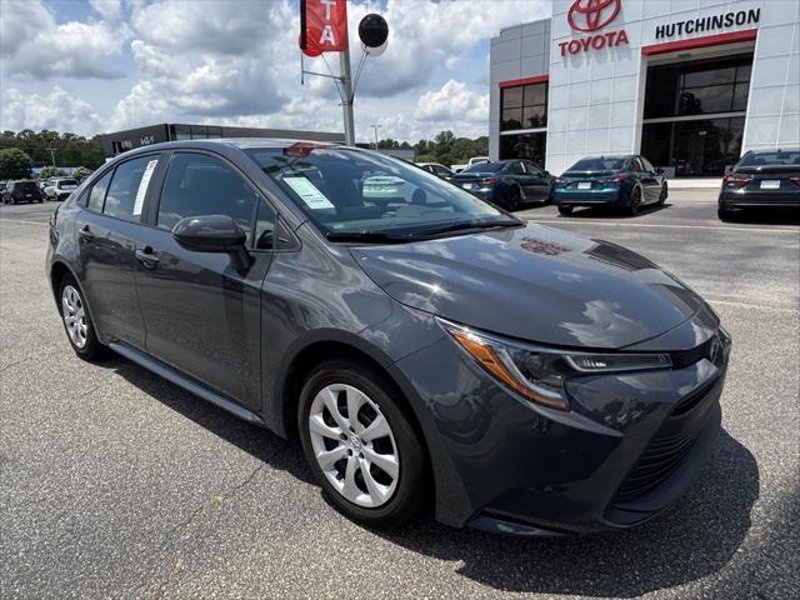 Used 2024 Toyota Corolla LE image 1