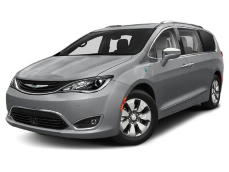 Used 2020 Chrysler Pacifica Touring w/ S Appearance Package image 1