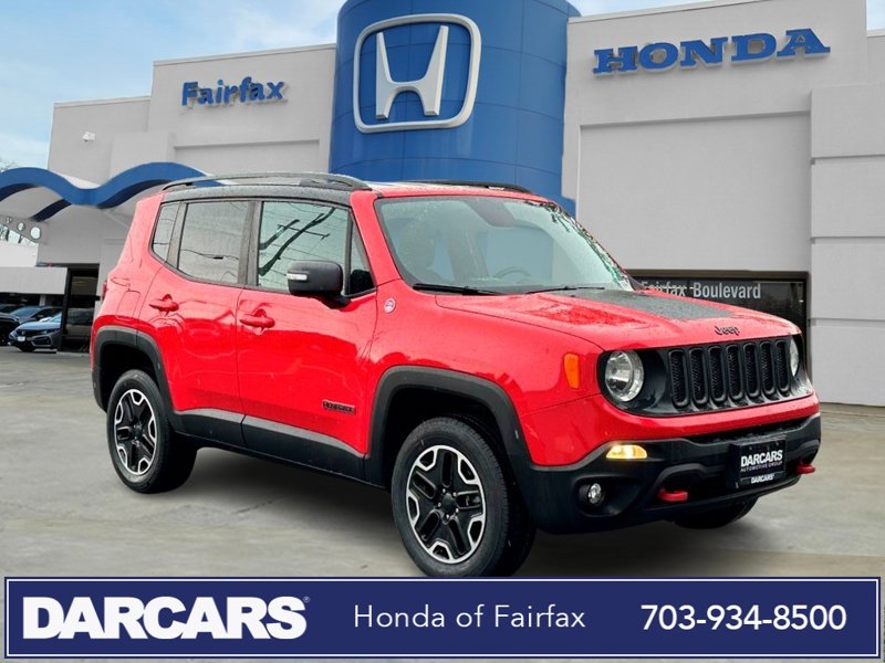 Used 2017 Jeep Renegade Trailhawk w/ Cold Weather Group II image 1