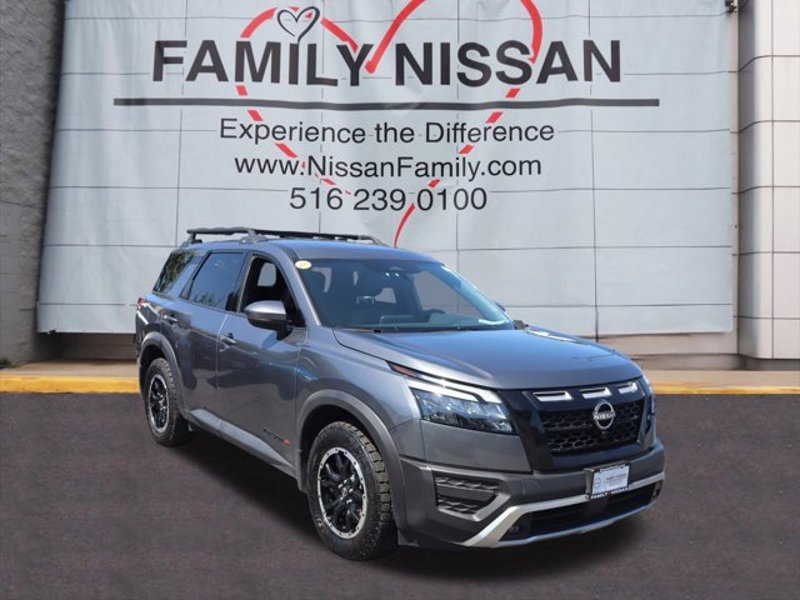 Certified 2023 Nissan Pathfinder Rock Creek image 1