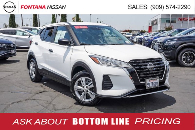 Certified 2022 Nissan Kicks S image 1