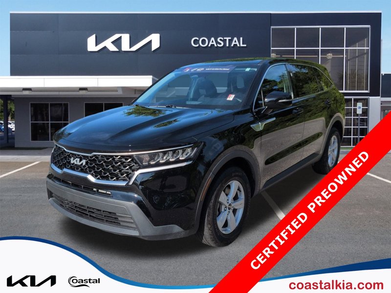 Certified 2023 Kia Sorento LX image 1