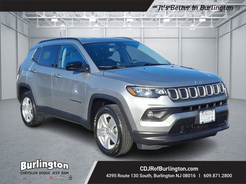 Certified 2022 Jeep Compass Latitude w/ Convenience Group image 1