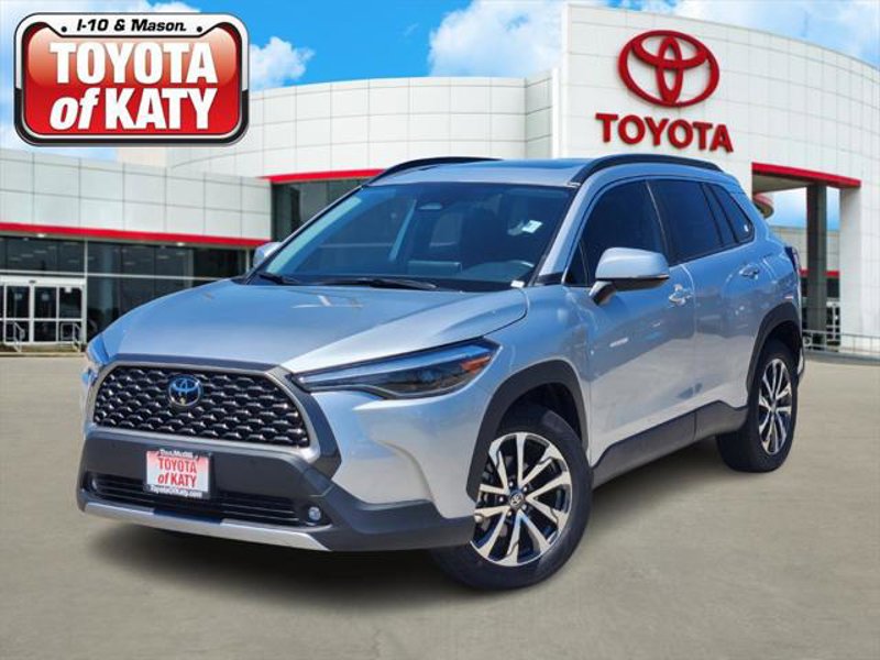 Certified 2023 Toyota Corolla Cross XLE image 1