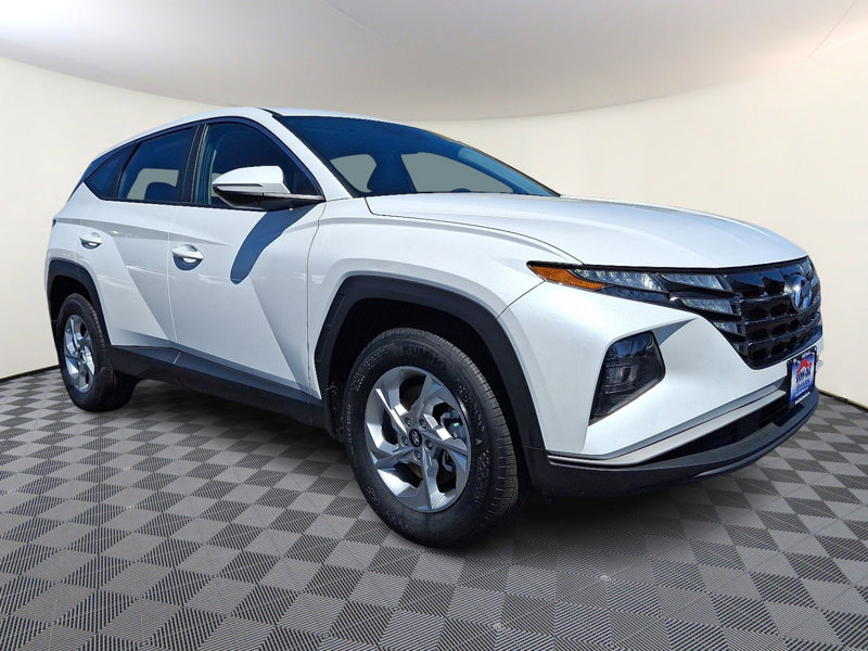 Certified 2022 Hyundai Tucson SE image 1