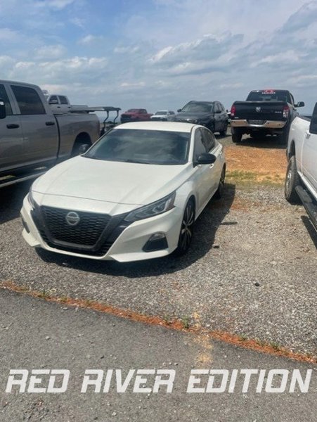 Used 2020 Nissan Altima 2.5 SR image 1