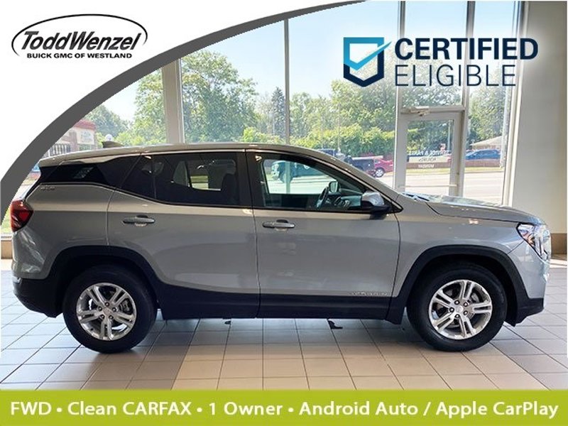 Certified 2023 GMC Terrain SLE image 1