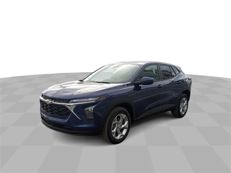 Certified 2024 Chevrolet Trax LS w/ LS Convenience Package image 1