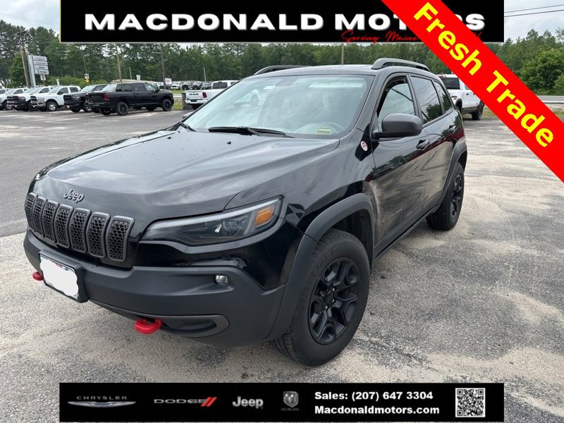 Used 2020 Jeep Cherokee Trailhawk image 1