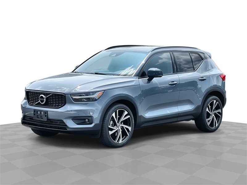 Used 2021 Volvo XC40 T5 R-Design w/ Climate Package image 1