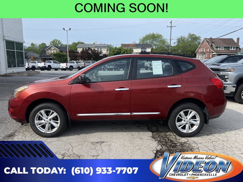 Used 2015 Nissan Rogue S image 1