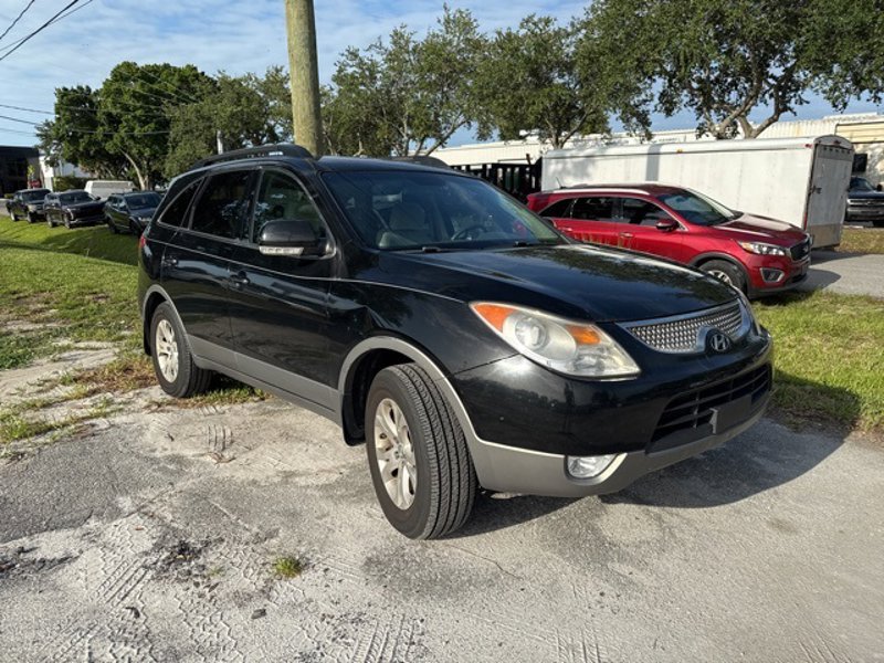 Used 2011 Hyundai Veracruz GLS image 1