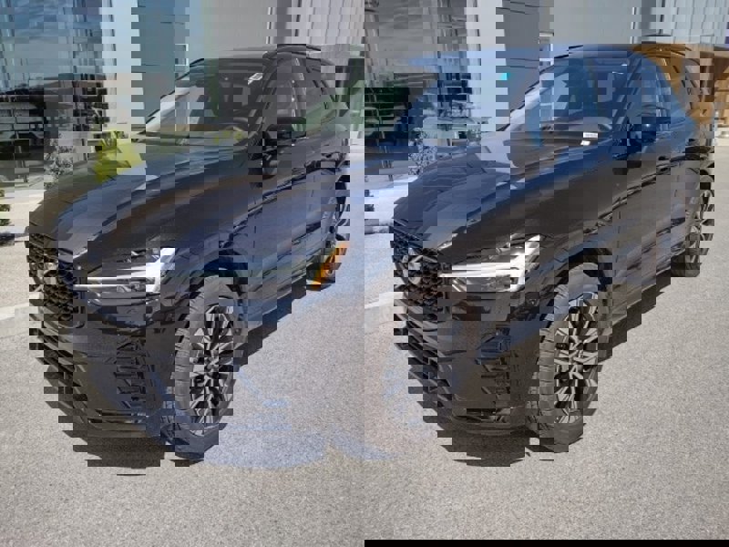 Certified 2025 Volvo XC60 B5 Plus w/ Protection Package Premier image 1