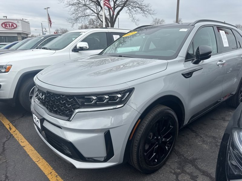 Certified 2023 Kia Sorento SX image 1