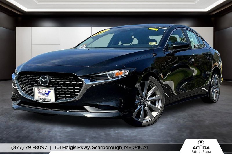 Used 2021 MAZDA MAZDA3 s image 1