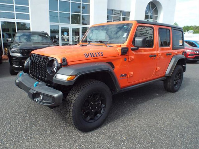 Certified 2023 Jeep Wrangler Unlimited w/ 8.4" Radio Group image 1