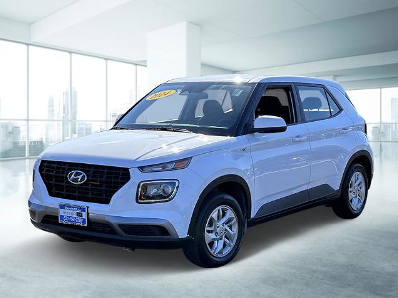 Certified 2024 Hyundai Venue SE image 1