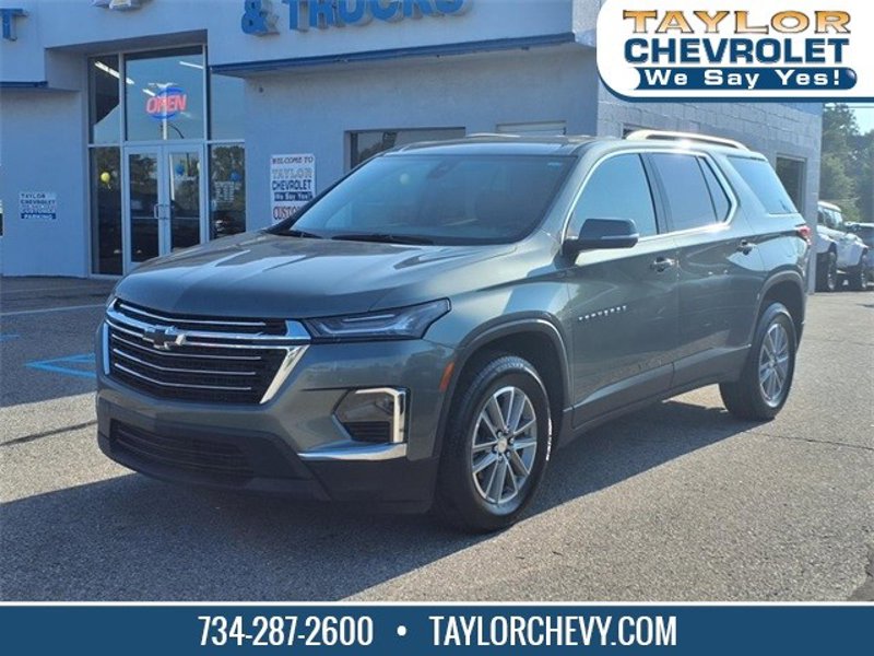 Certified 2023 Chevrolet Traverse LT image 1