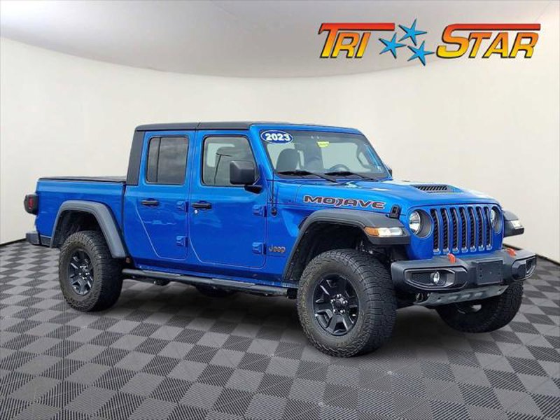 Certified 2023 Jeep Gladiator Mojave w/ Cold Weather Group image 1