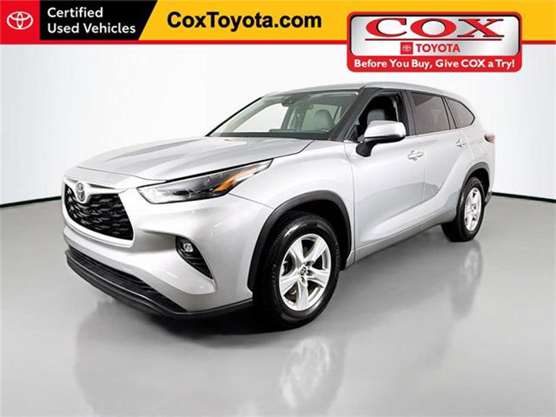 Certified 2024 Toyota Highlander LE image 1