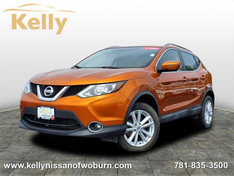 Certified 2017 Nissan Rogue Sport SV image 1