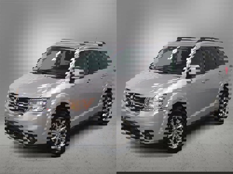 Used 2013 Dodge Journey SXT image 1