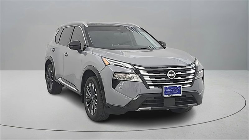 Certified 2024 Nissan Rogue Platinum w/ Platinum Premium Package image 1
