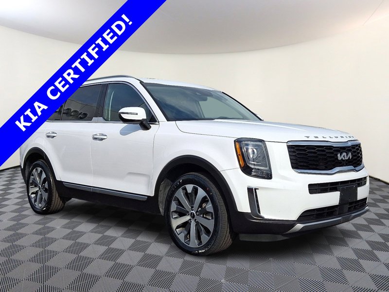 Certified 2022 Kia Telluride S image 1