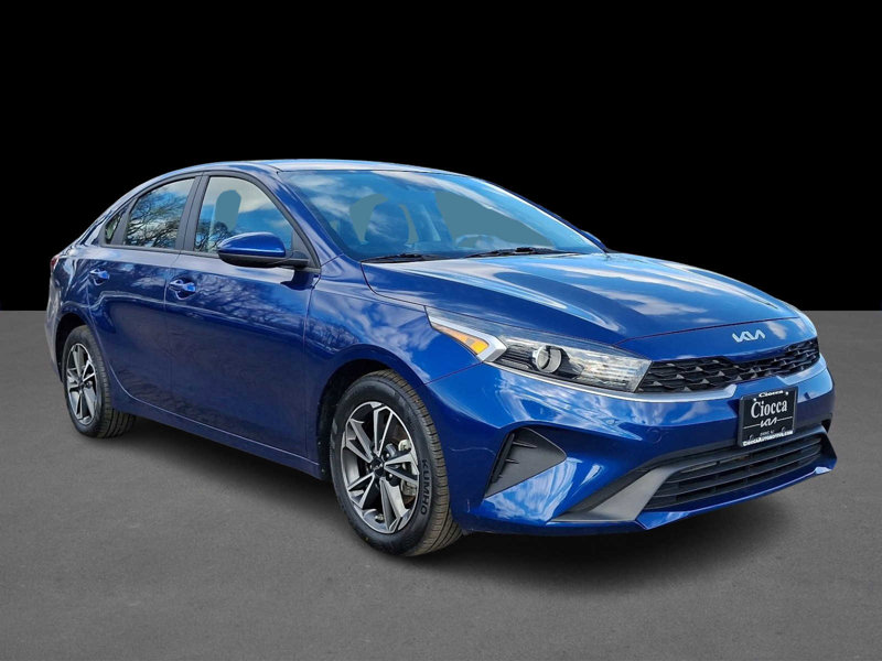 Certified 2022 Kia Forte LXS image 1