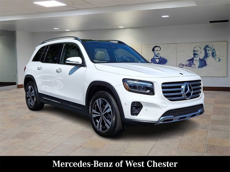 Certified 2025 Mercedes-Benz GLB 250 4MATIC image 1