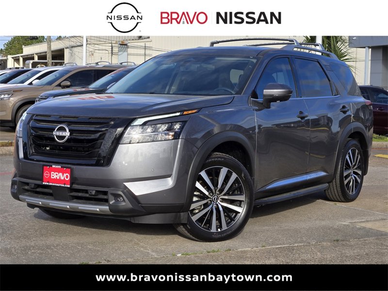 Certified 2024 Nissan Pathfinder Platinum w/ Black Appearance Package image 1