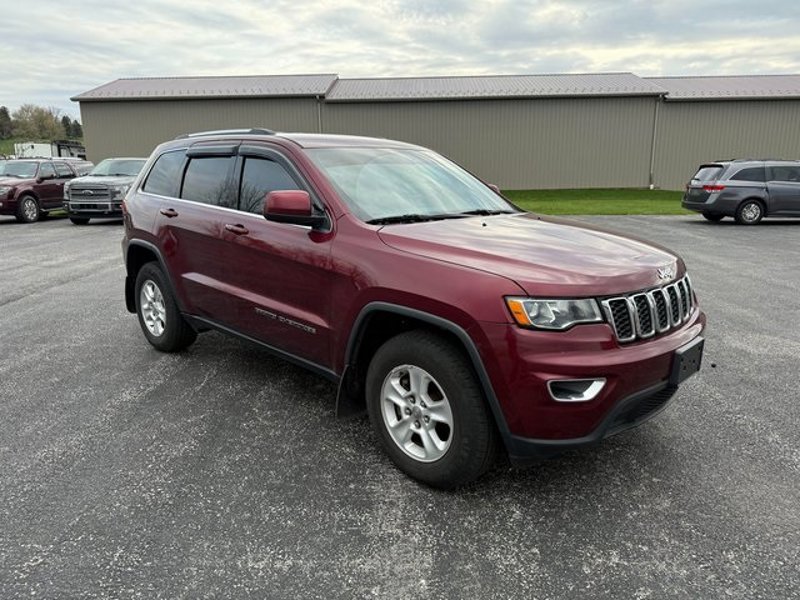 Used 2017 Jeep Grand Cherokee Laredo w/ Quick Order Package 23E image 1