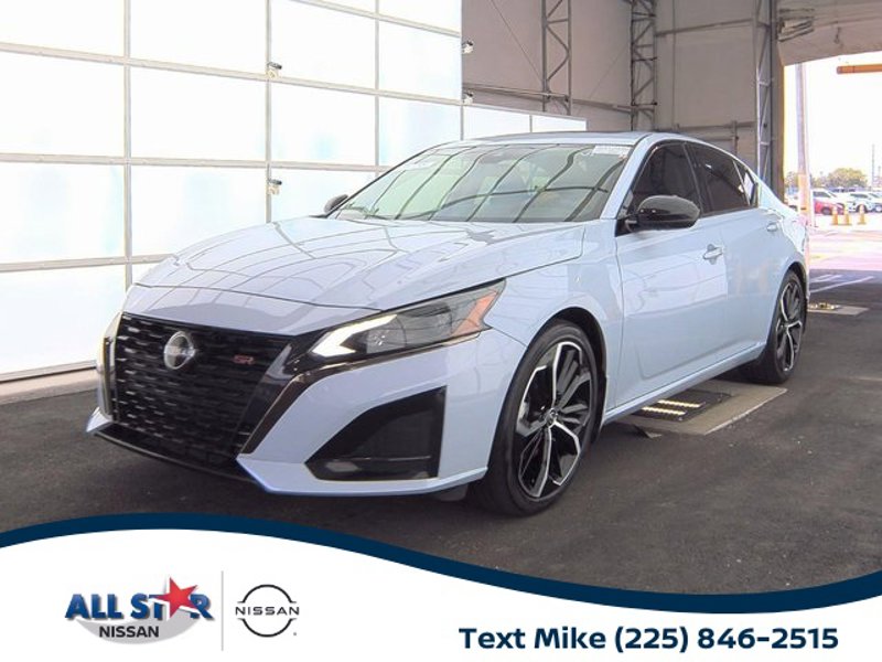Certified 2023 Nissan Altima 2.5 SR w/ SR Premium Package image 1