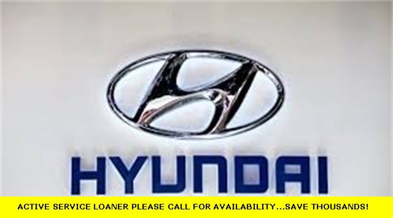 Used 2024 Hyundai Elantra SE image 1