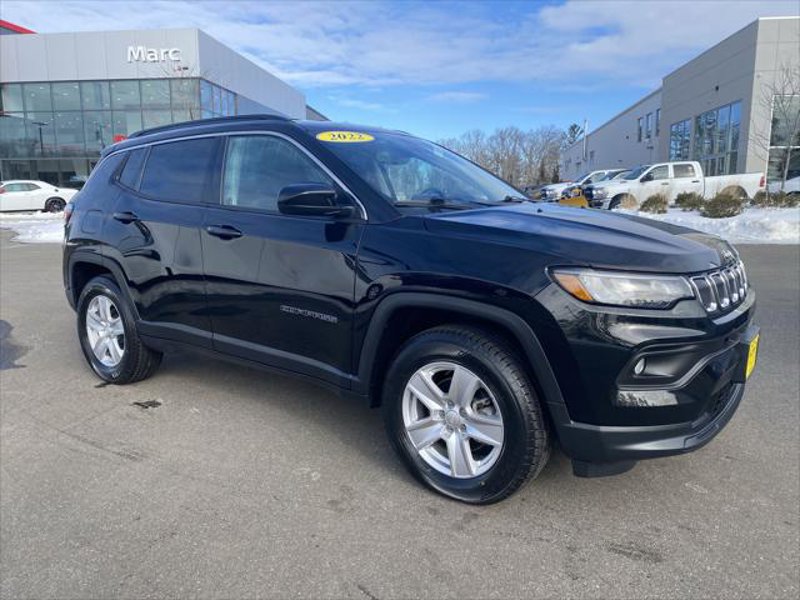Certified 2022 Jeep Compass Latitude w/ Convenience Group image 1