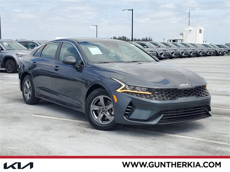 Certified 2022 Kia K5 LXS image 1