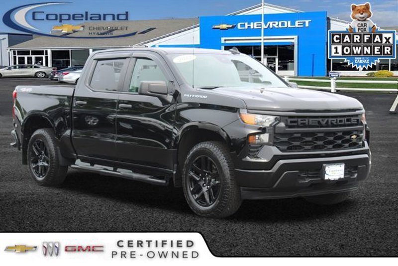 Certified 2022 Chevrolet Silverado 1500 Custom image 1