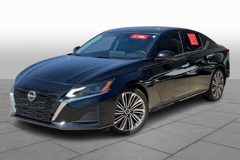 Certified 2023 Nissan Altima 2.5 SL image 1