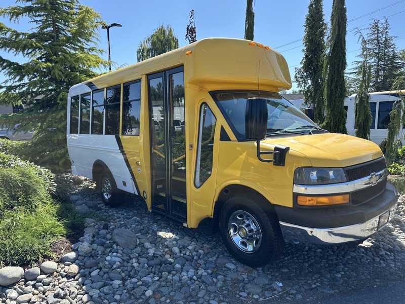Used 2014 Chevrolet Express 3500 image 1