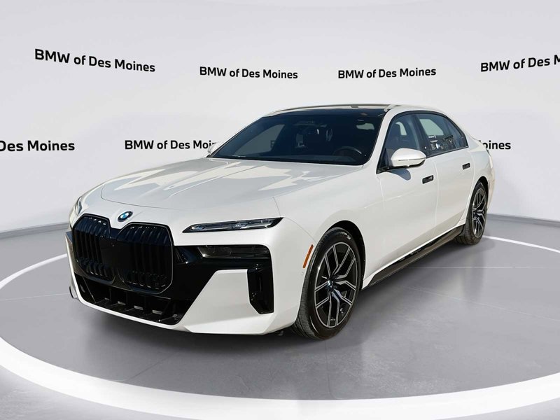 Certified 2024 BMW i7 xDrive60 w/ Executive Package image 1