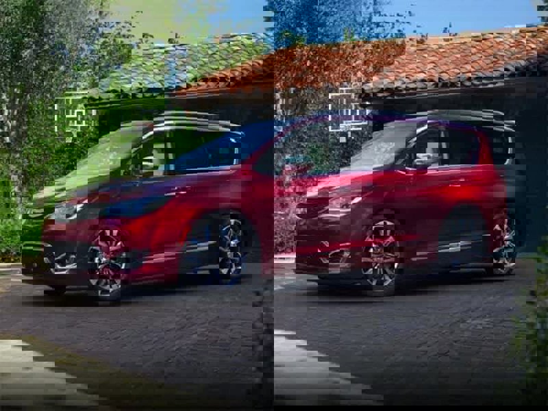 Used 2017 Chrysler Pacifica LX image 1