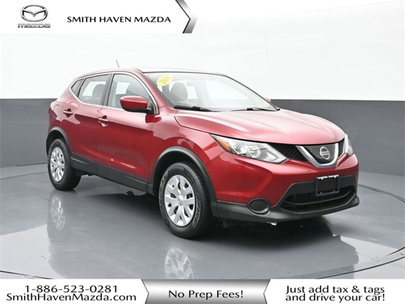 Used 2019 Nissan Rogue Sport S image 1
