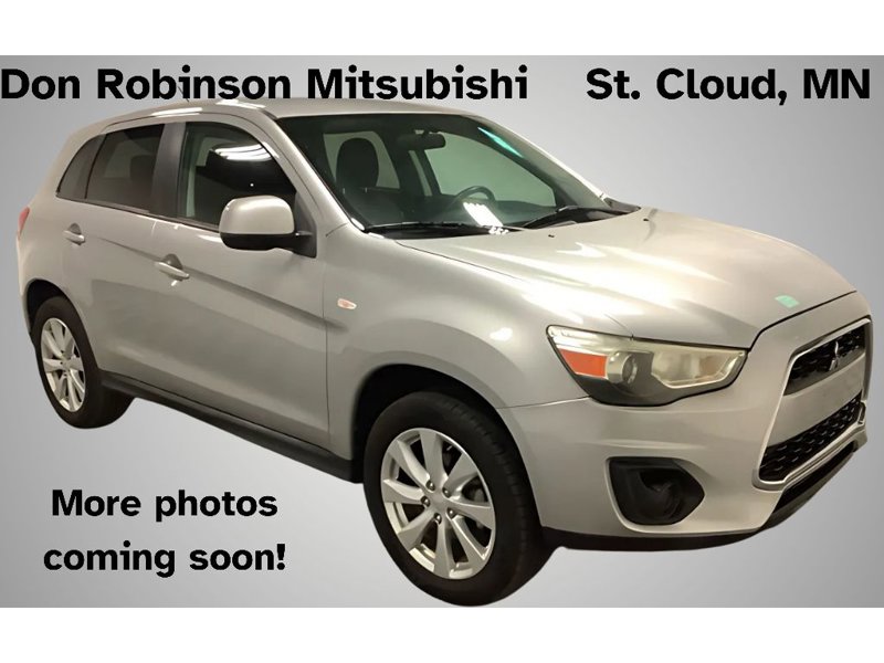 Used 2015 Mitsubishi Outlander Sport ES image 1
