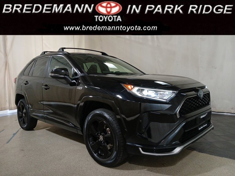 Certified 2021 Toyota RAV4 SE image 1