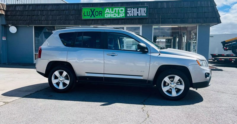 Used 2016 Jeep Compass Sport w/ Power Value Group image 1