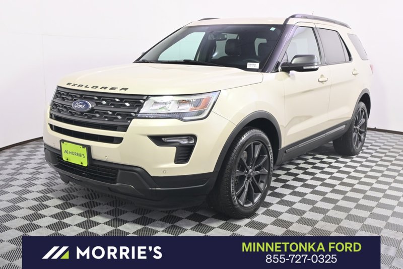 Used 2018 Ford Explorer XLT w/ Equipment Group 202A image 1