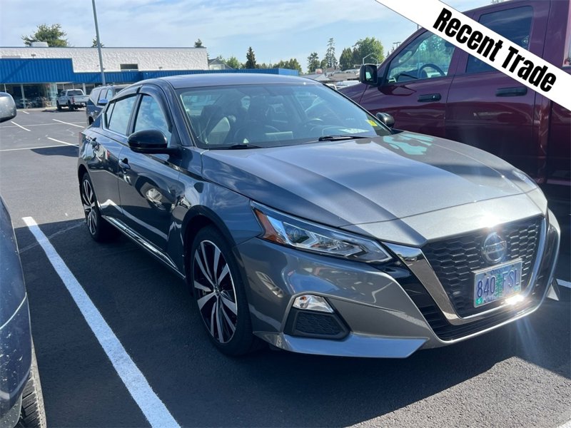 Used 2019 Nissan Altima 2.5 SR w/ SR Premium Package image 1